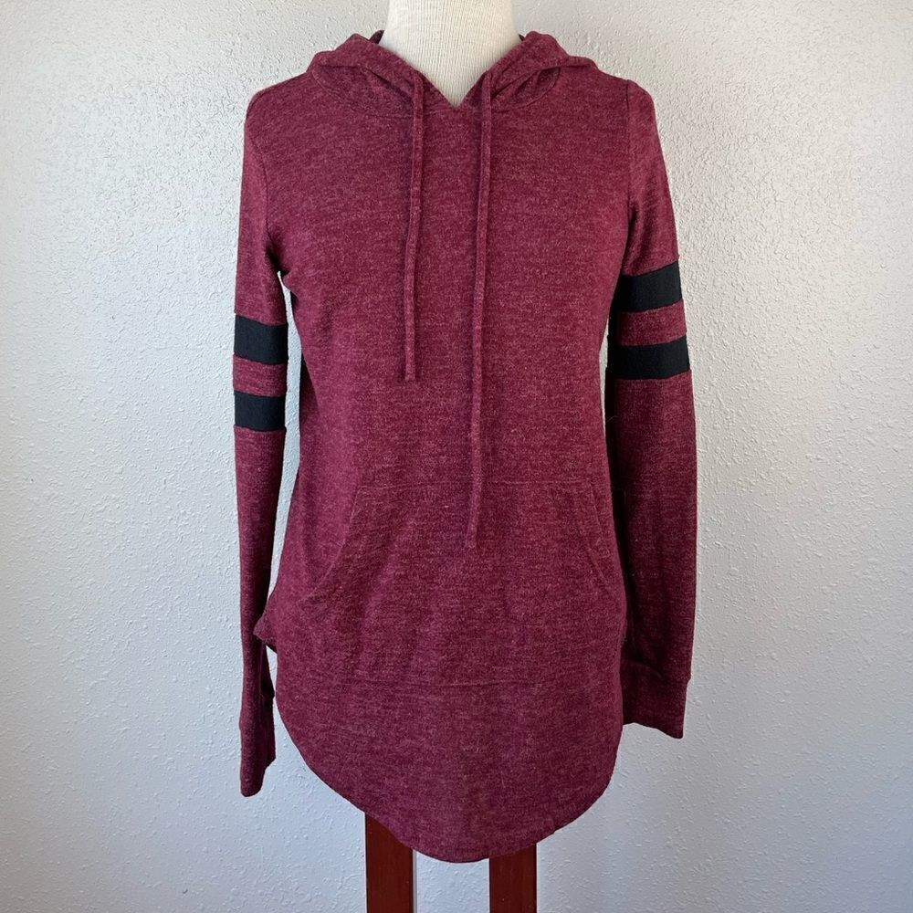 Almost Famous Hoodie Top Size M EUC